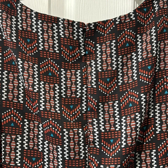 CHAPS Beautiful Dress - Picture 12 of 12